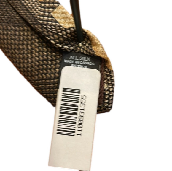 Bill Blass Black Label 100% Silk Tie Brown Geometric Pattern – 55” x 4” (3/$25) - Picture 3 of 5